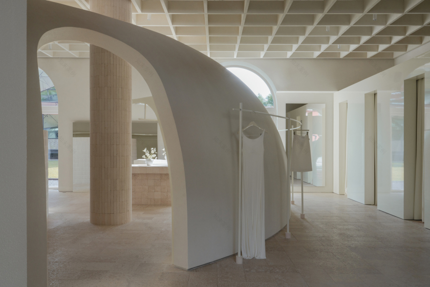 梅萨酒店(若House在特定语境有非酒店之意,可结合具体情境理解,一般XX House常可译为XX酒店 ) 丨哈萨克斯坦阿拉木图丨UP2DATE architects-19