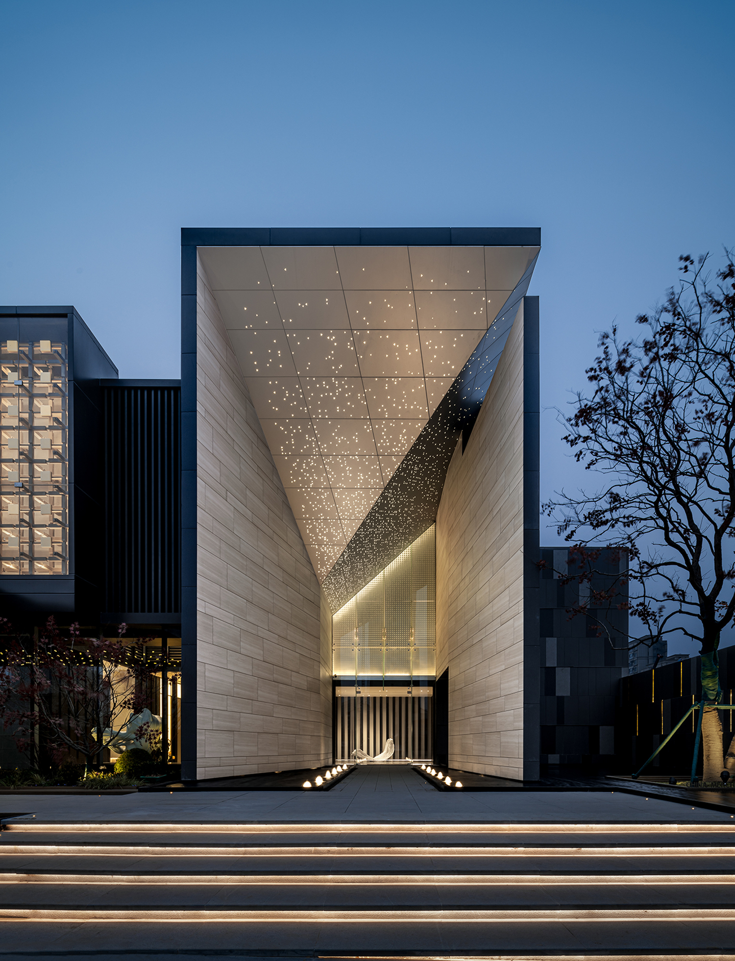 首发  深圳31设计 · 气质，先声夺人-1