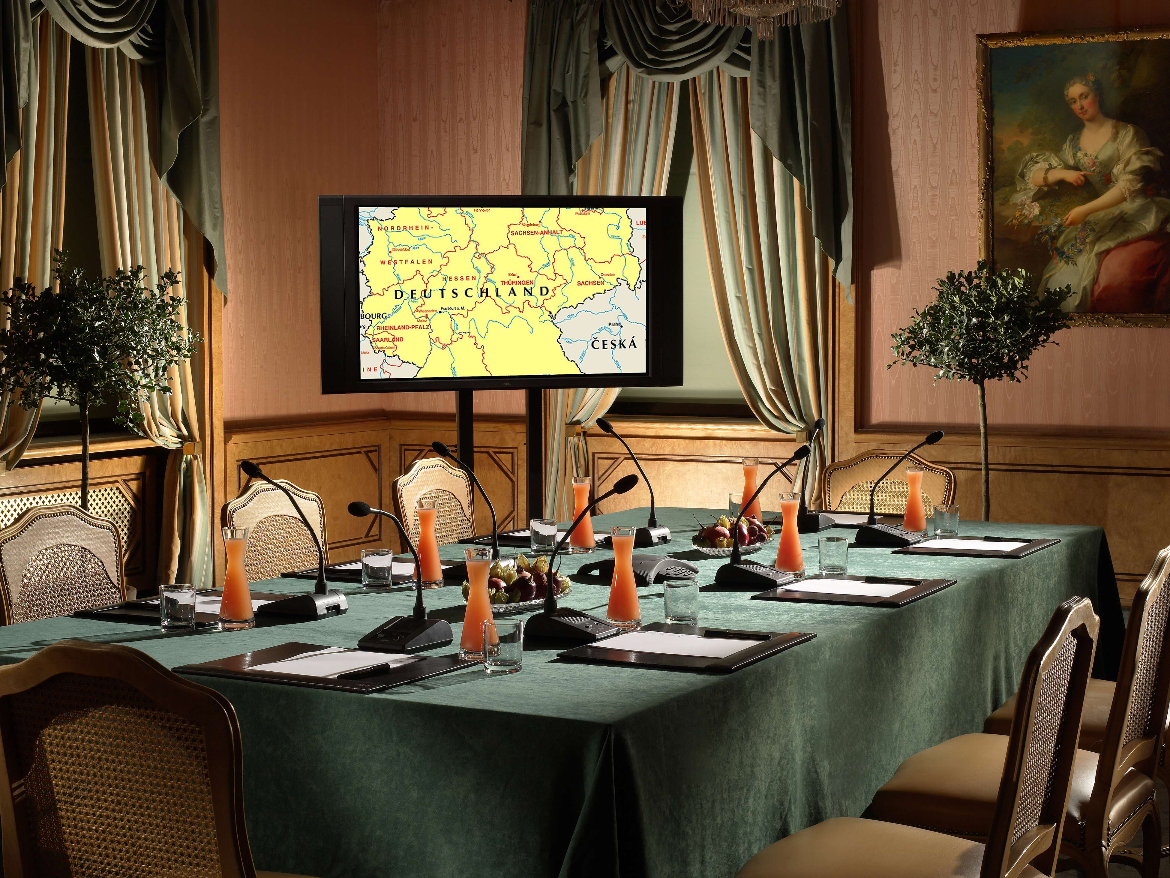 德国慕尼黑考宁苏福酒店-4