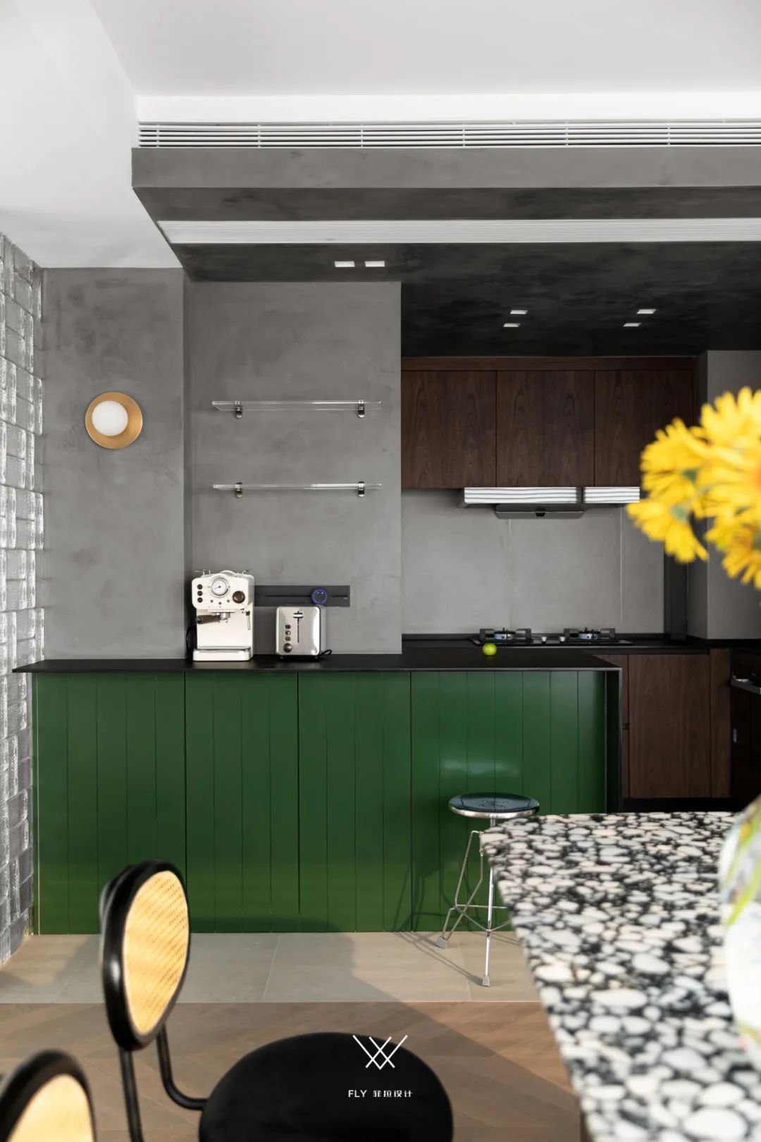 两犬一花的生活美学丨菲拉设计-25