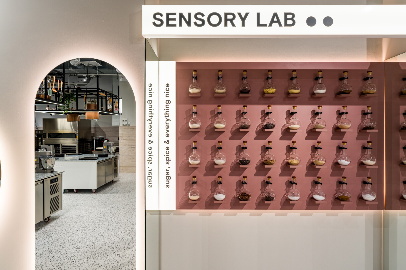 Design interior Born 2 Bake | Amenajari interioare Pick Two-9