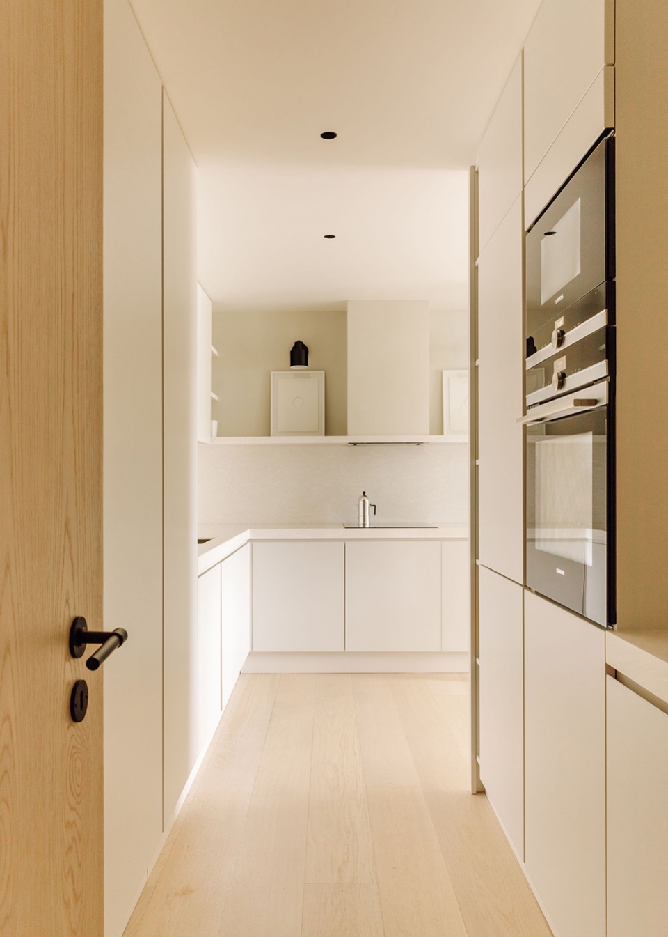 里斯本 AP 公寓 | 温馨柔和的现代空间改造-20