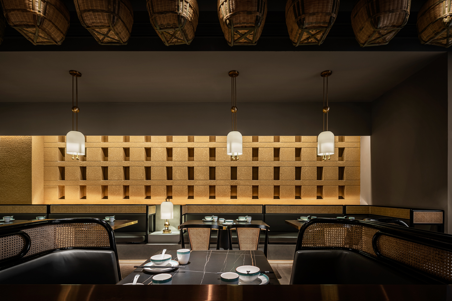 客味 2021 · 丰收客宴,现代版客家围屋餐厅设计丨艺鼎设计-15