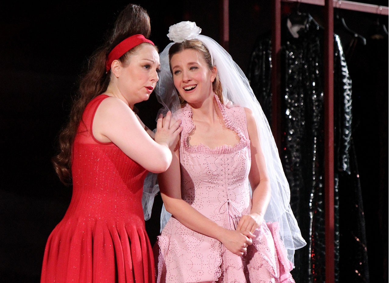 《费加罗的婚礼》舞台设计项目丨美国丨让·努维尔（场景设计）,阿泽丁·阿拉亚（服装设计）-24