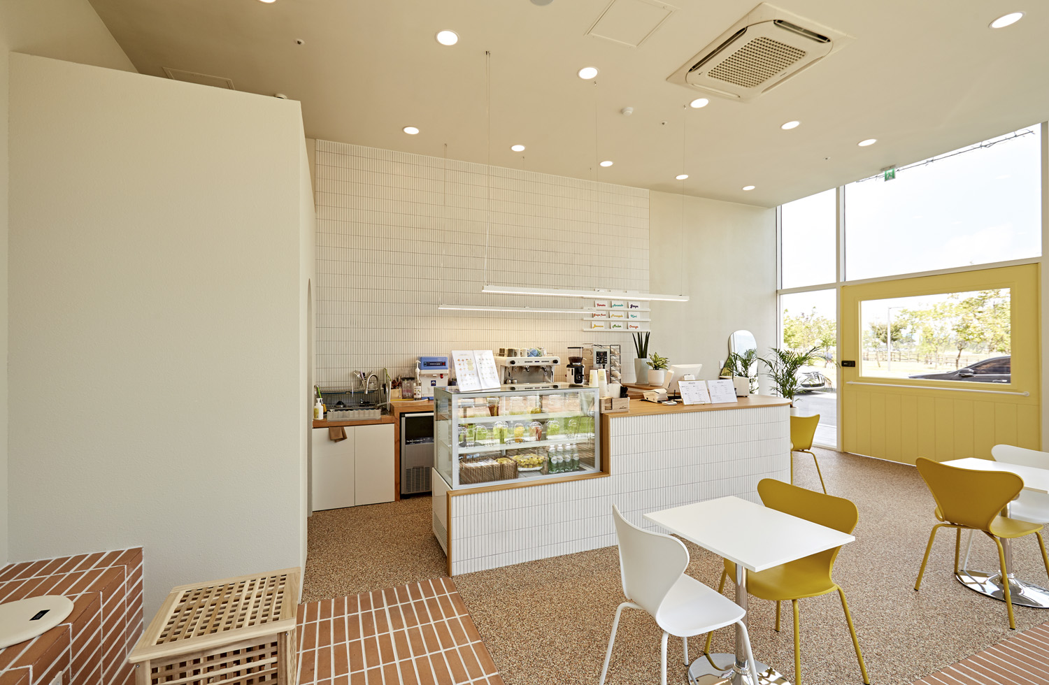 14 坪卡啡厅的温馨亲子空间设计-6