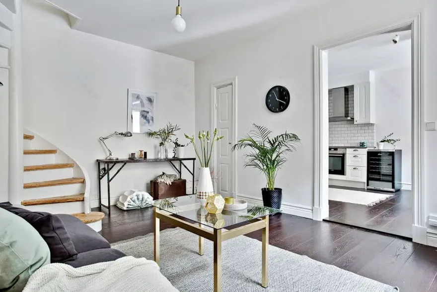 蜗牛式楼梯设计的 69 平米复式公寓-3