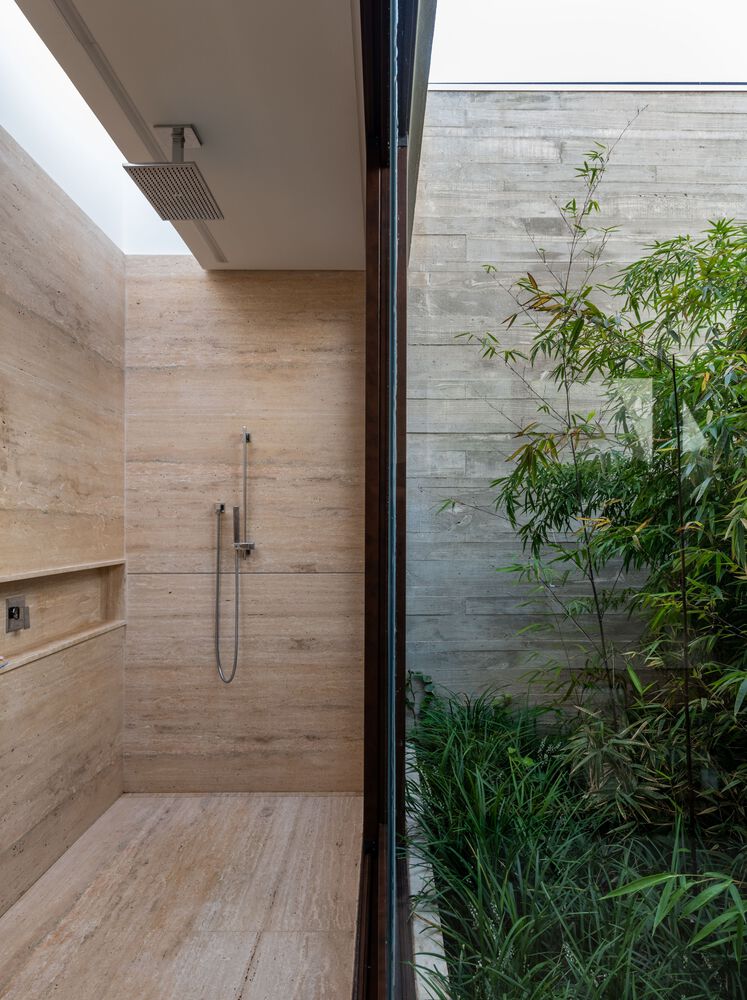 绿意盎然与自然共生的巴西家庭住宅丨巴西圣保罗-66