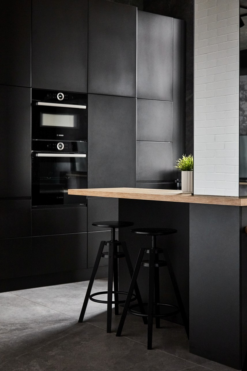 罗马尼亚顶层公寓工业风格设计案例-62