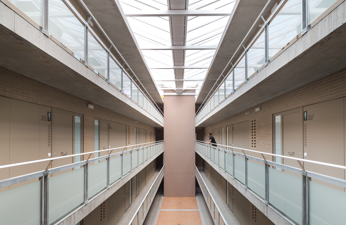 希罗纳老人住房丨Arcadi Pla Arquitectes-29