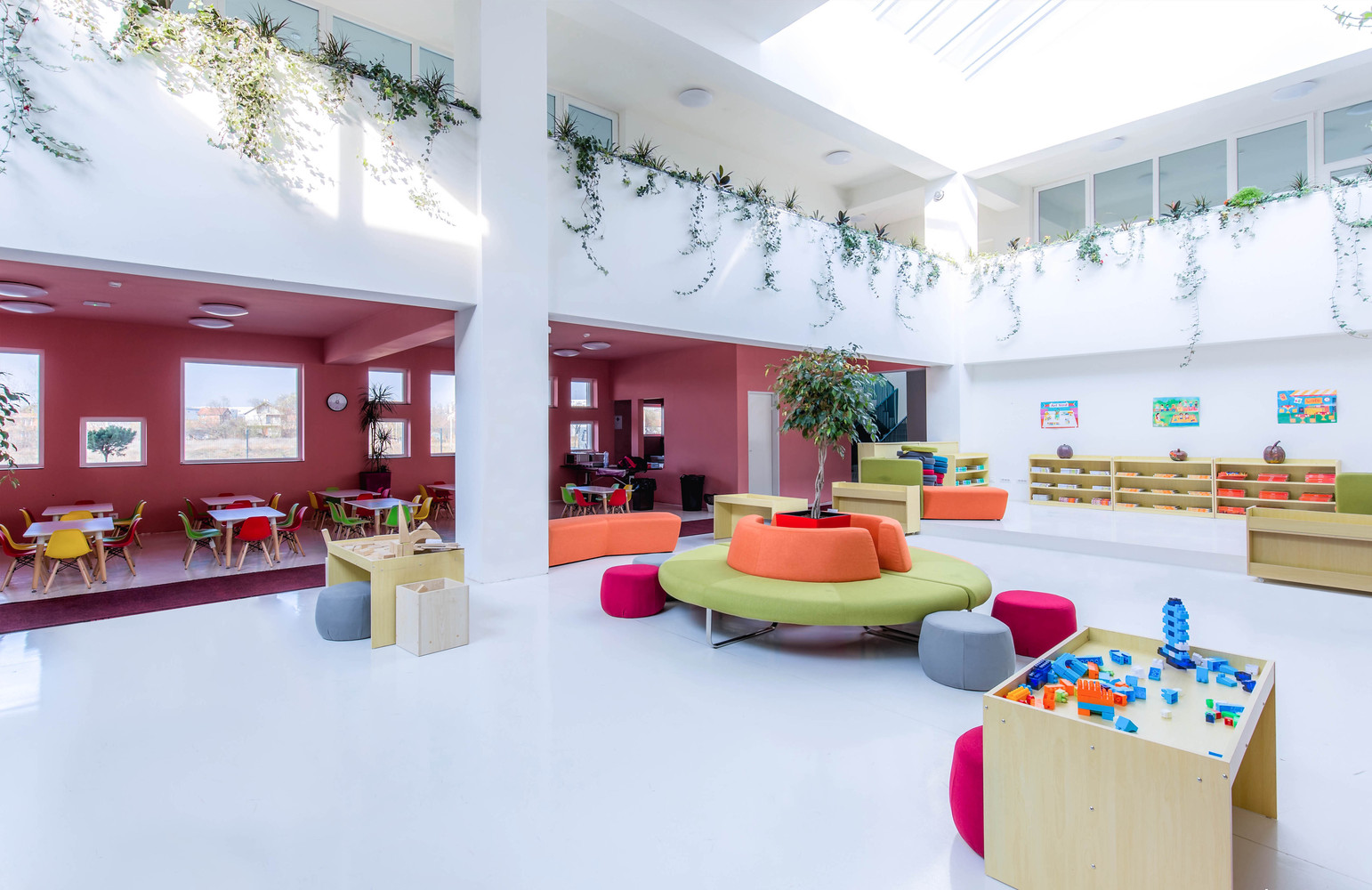 美式校园，Kosovo 的设计亮点-15