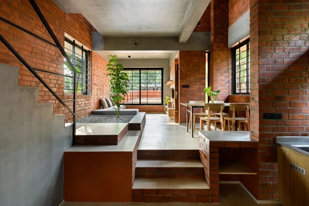 窄砖房丨印度特里凡得琅丨Srijit Srinivas ARCHITECTS-30