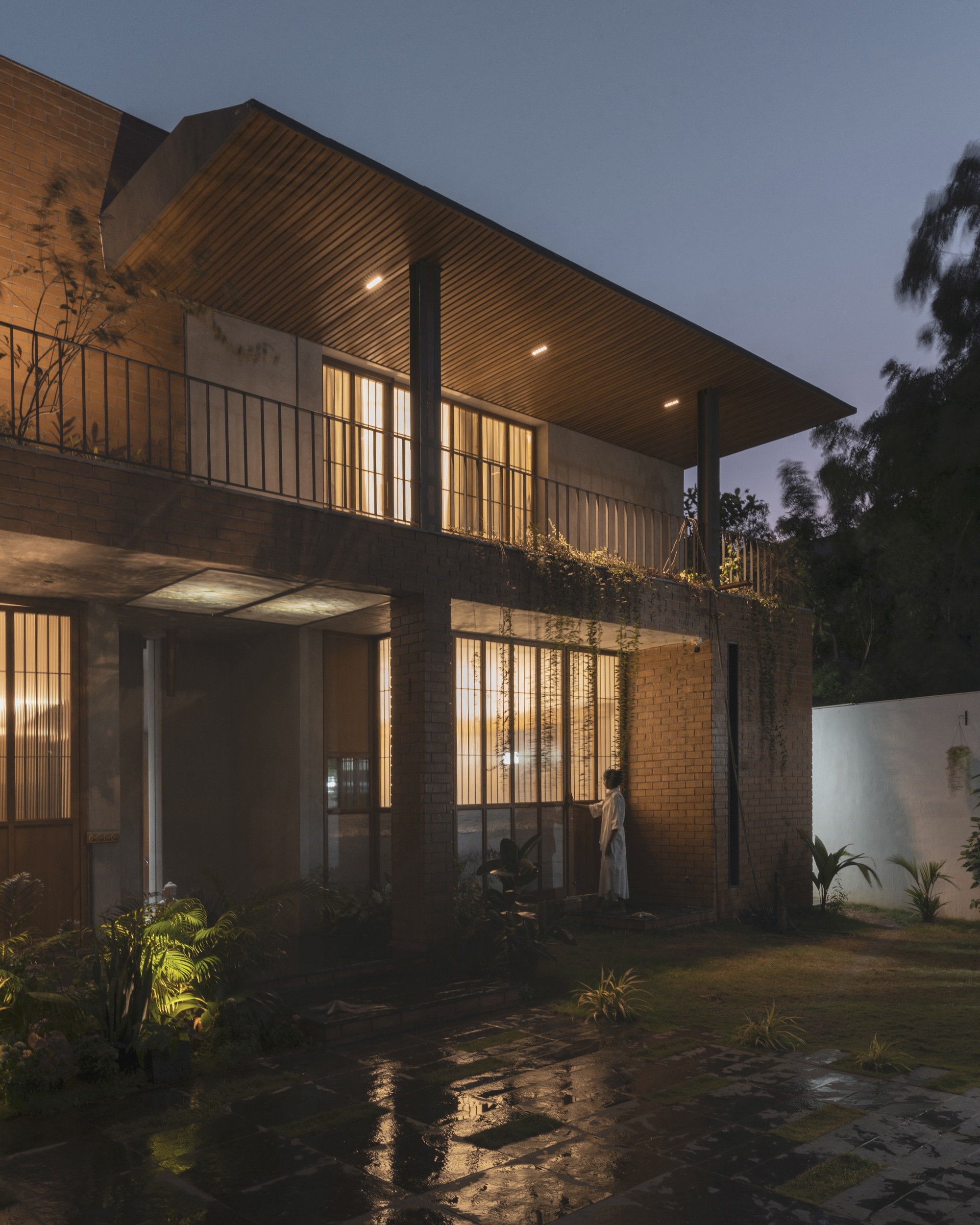 比利·奥蒂亚之家丨印度丨STO.M.P-49