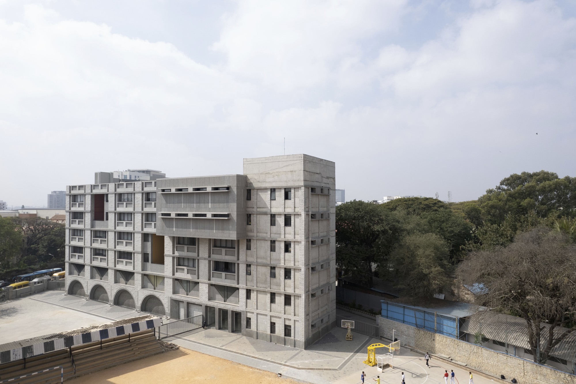 St. Joseph’s College of Law Bengaluru / BetweenSpaces-37