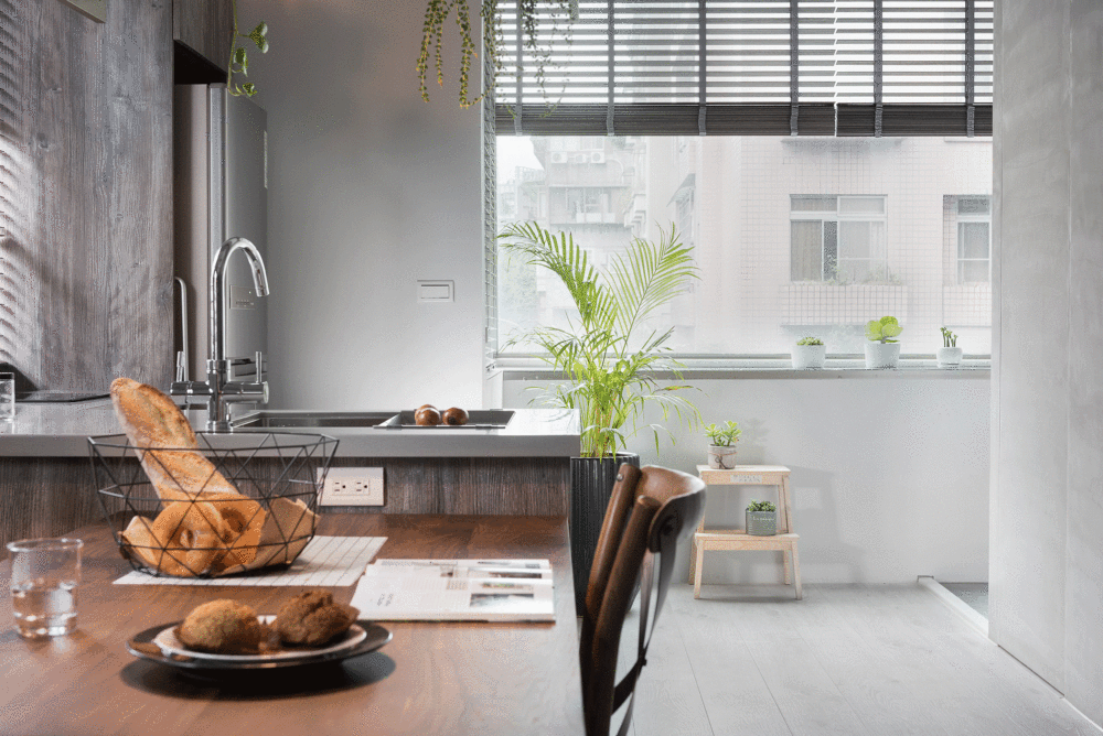 现代工业风 31㎡住宅，寓子设计诠释水泥墙与木质的完美融合-3