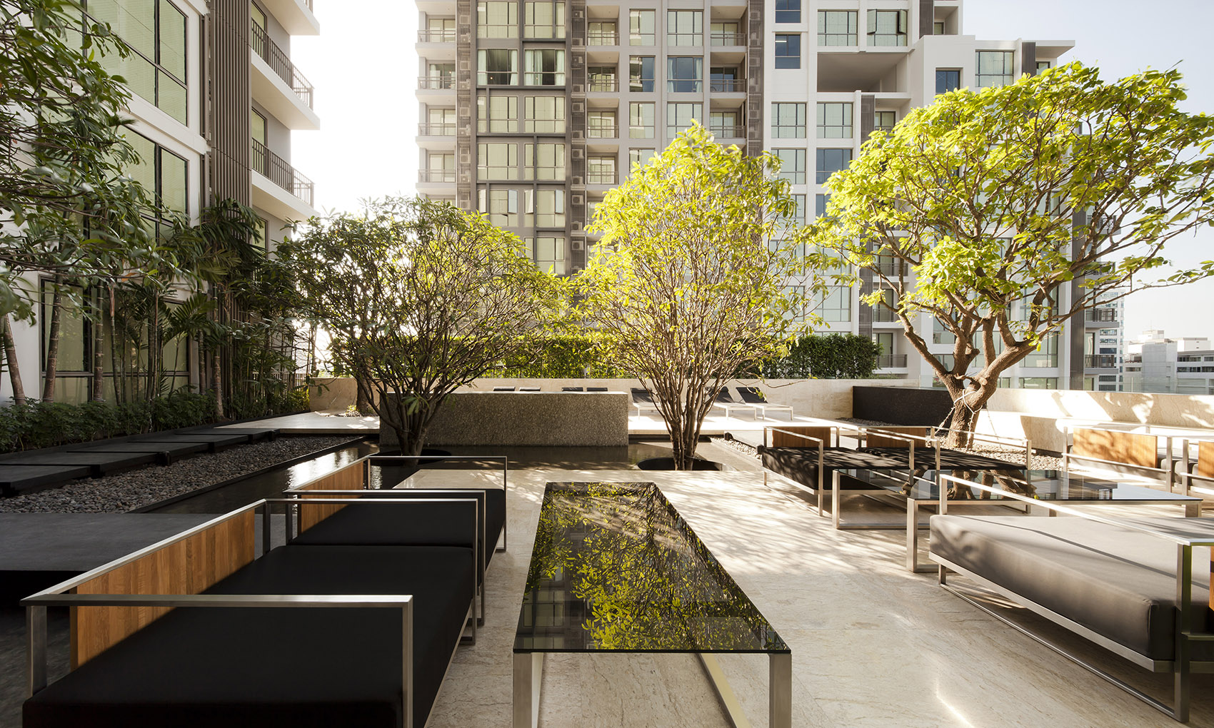 泰国高档居住区Quattro景观设计 / T.R.O.P: terrains+open space-30