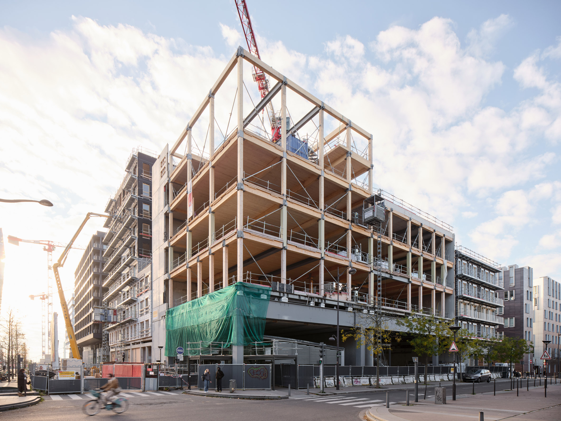 Images reveal construction of Studio Gang university in Paris built with 50 per cent natural materials-3