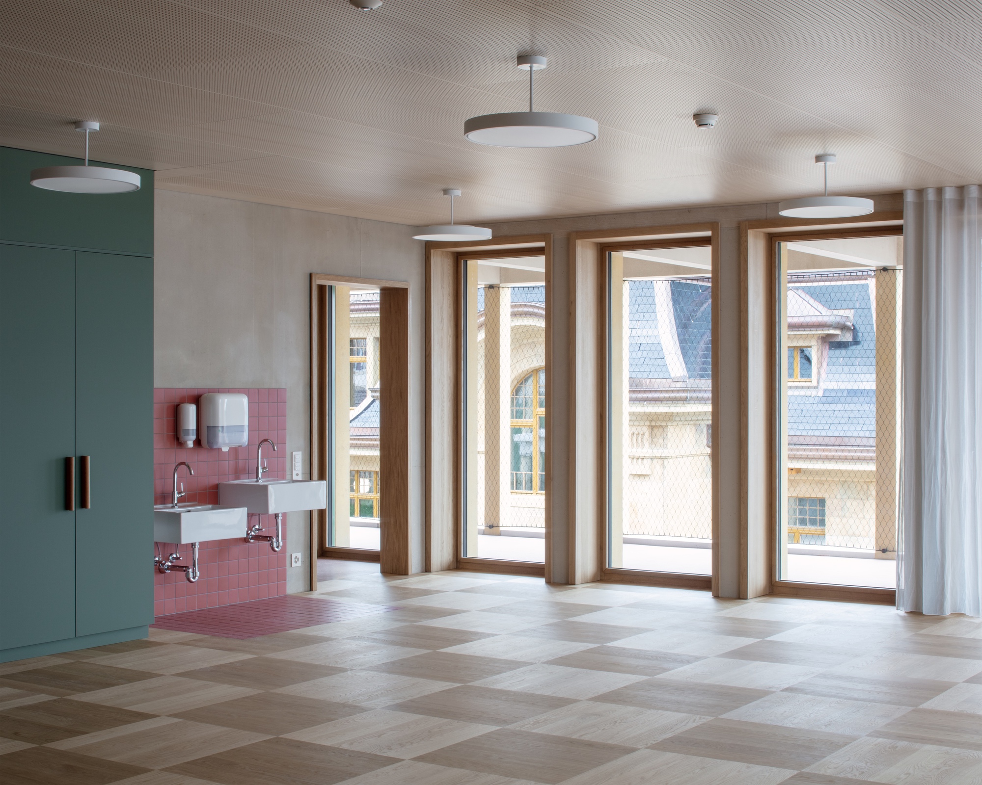 Collège des Parcs School Extension and two Sport Halls / Stoa architectes-28