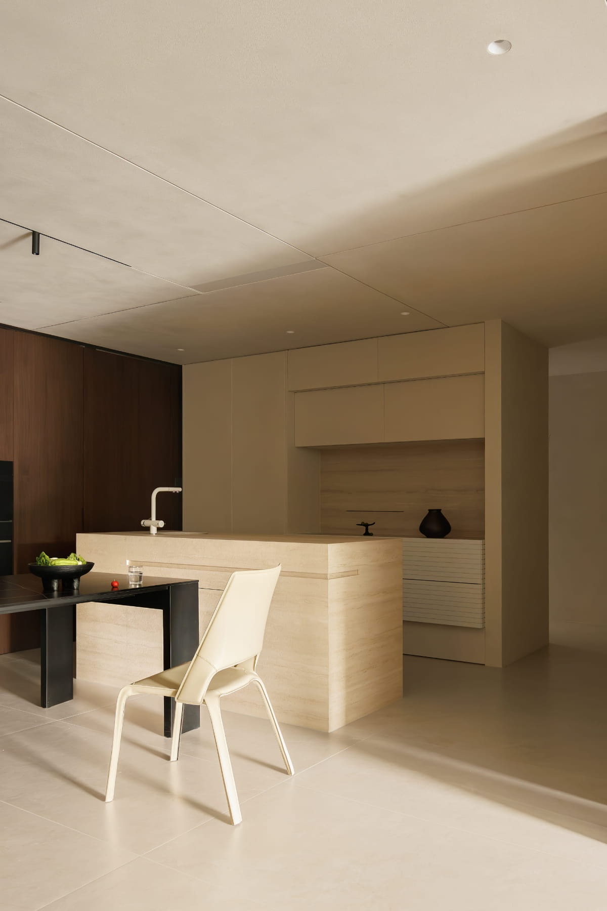 极简的诗意:在留白中触摸生活的质感丨赫设计-50