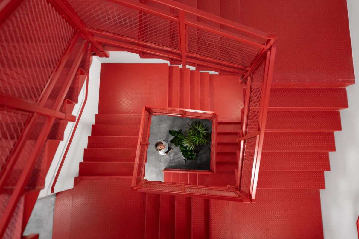 多彩集装箱，打造 Sorpol Logistic Center 办公室-17