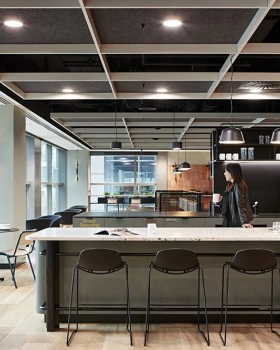墨尔本澳洲公共交通运营商 V,Line 办公室丨澳大利亚墨尔本丨Cox Architecture