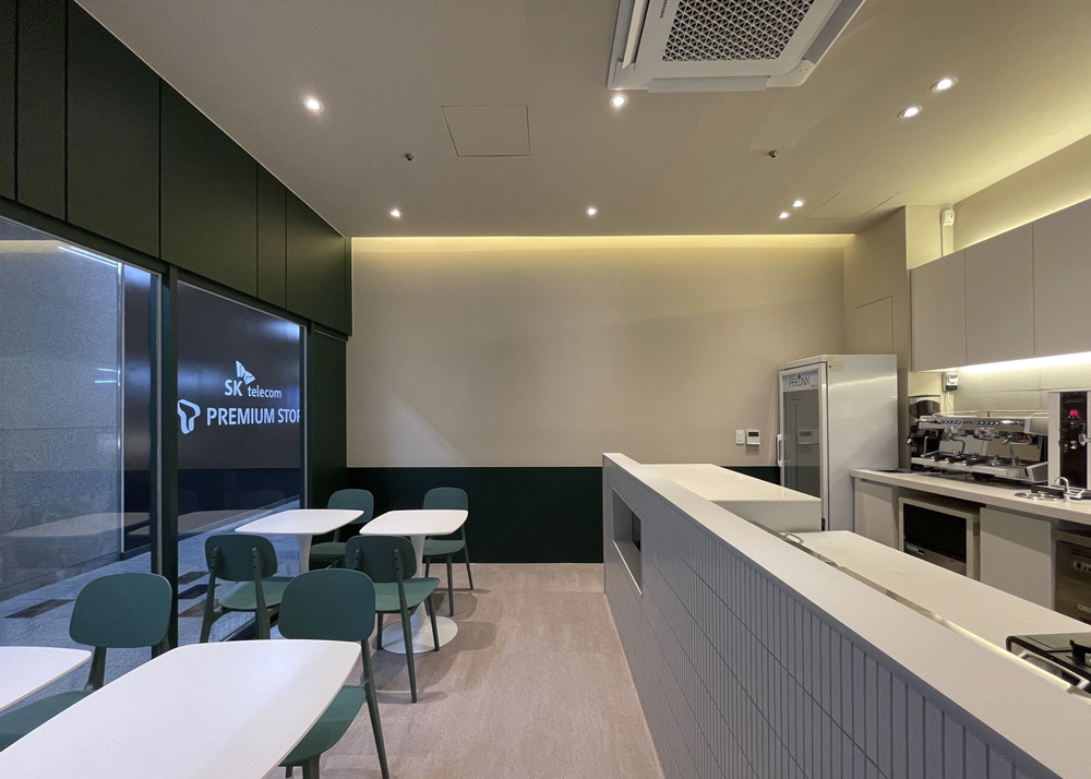 九平米咖啡厅的点睛之笔——绿色点缀的清新空间-8