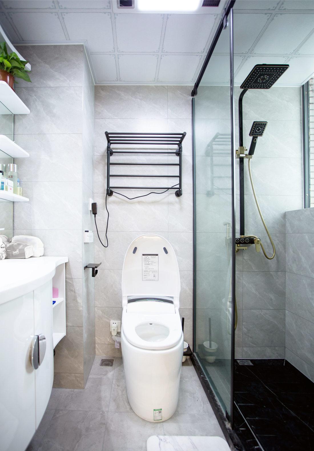 小户型逆袭!室内设计师如何将昏暗拥挤的家变宽敞明亮-63