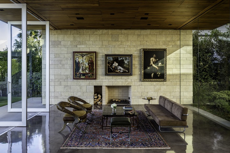 Pacific Palisades House Features Large Open Spaces-9