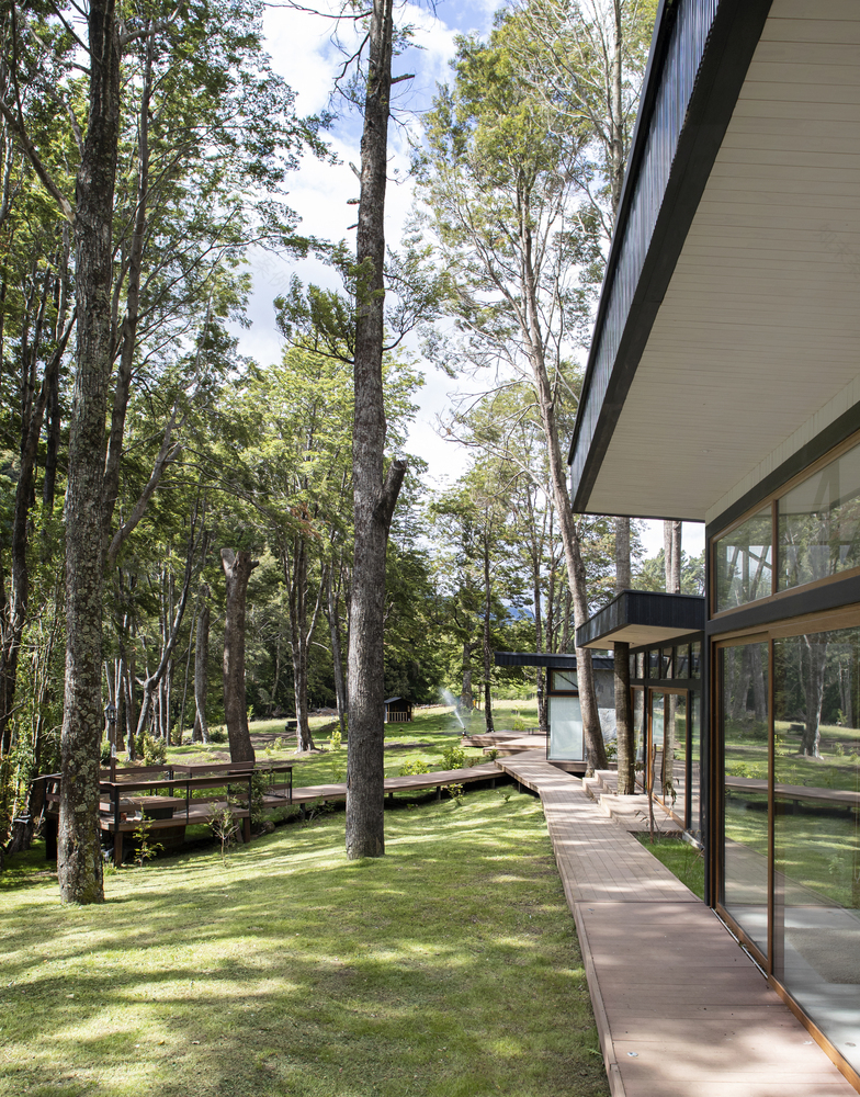 智利 Patagonia 湖畔复杂建筑设计丨Estudio Base Arquitectos-41
