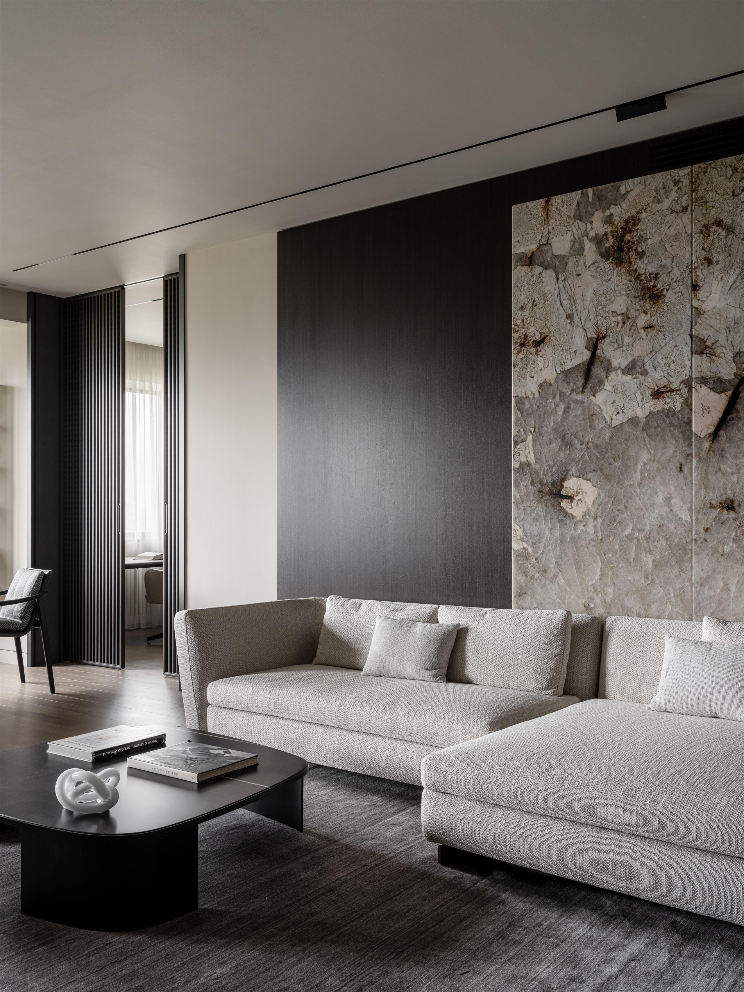 130 平方米深色现代公寓丨斯维特兰娜·李-4
