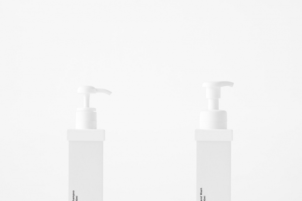 可多次填装的清洁剂补充容器设计丨nendo-18