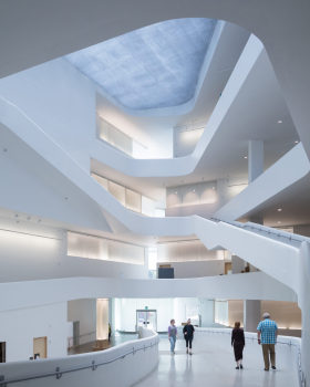 爱荷华大学视觉艺术大楼丨美国爱荷华丨Steven Holl Architects