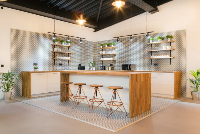 柏林 Techspace Kreuzberg 现代北欧创意办公空间-8