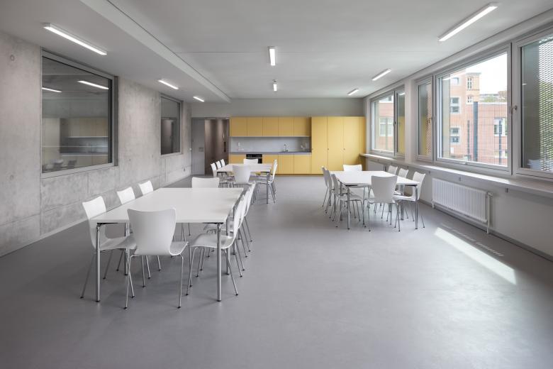 哥白尼高级中学体育馆丨德国柏林丨HerbstKunkler Architekten-22