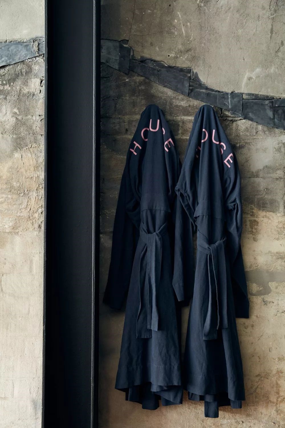 原来还可以这么玩，从一间废弃工厂打造的酒店设计找灵感-36