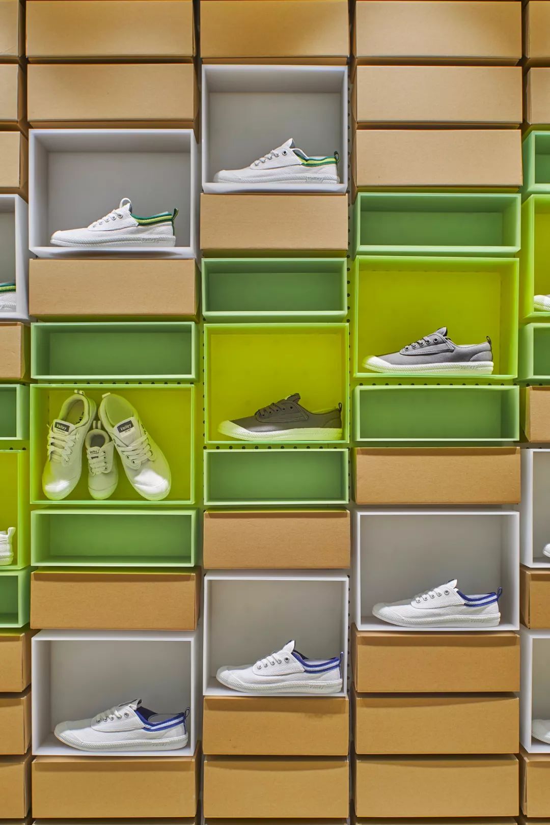 澳洲国民运动品牌 Volley 上海旗舰店，演绎“盒中之盒”的无限创意-23