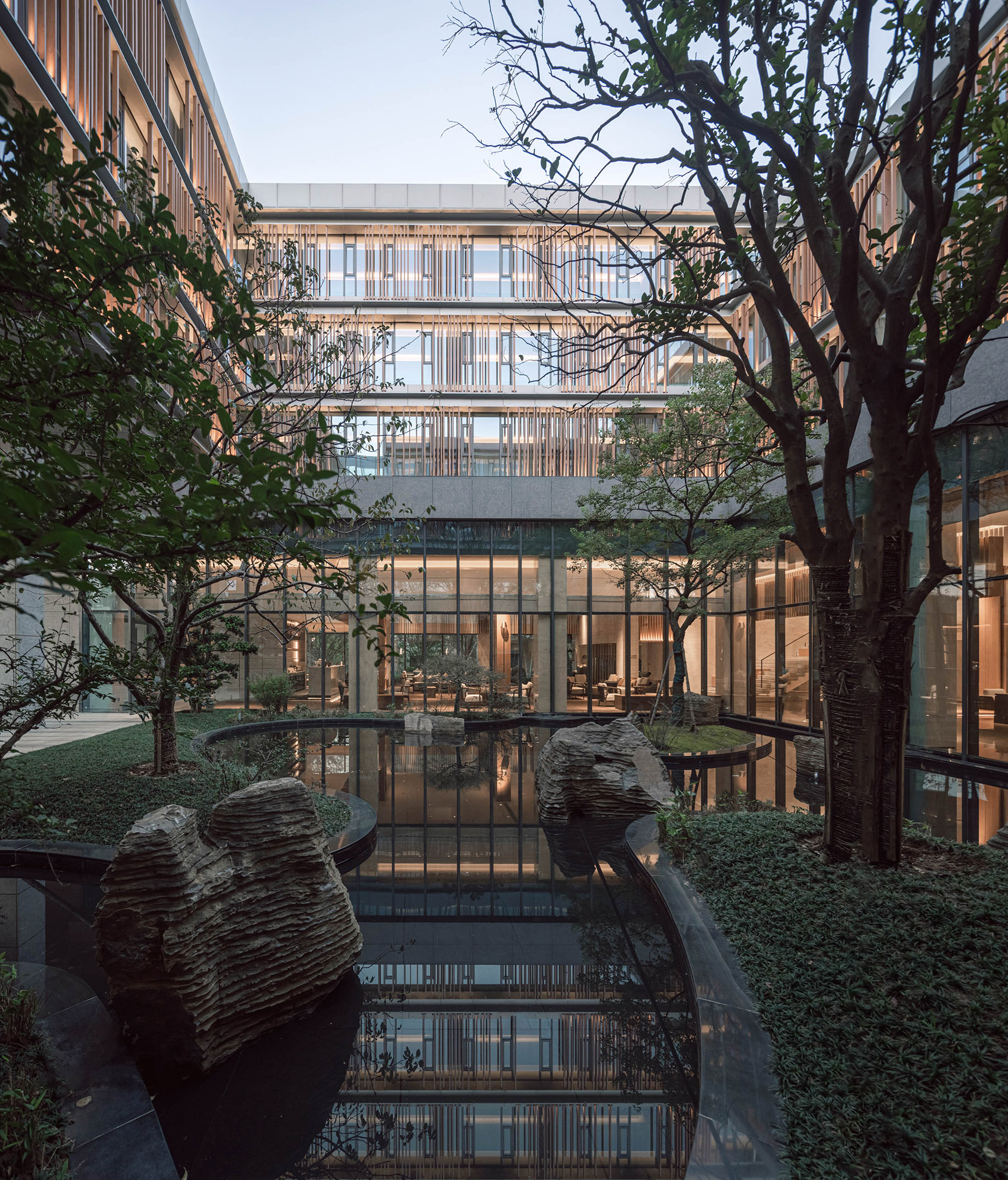 南京丰盛五季凯悦臻选酒店丨中国南京丨BUZZ庄子玉工作室-60