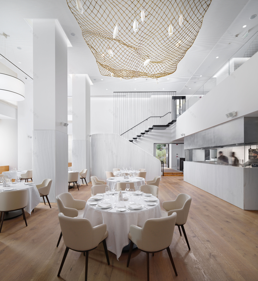 雅典建筑设计新亮点 | 融合历史与现代-28