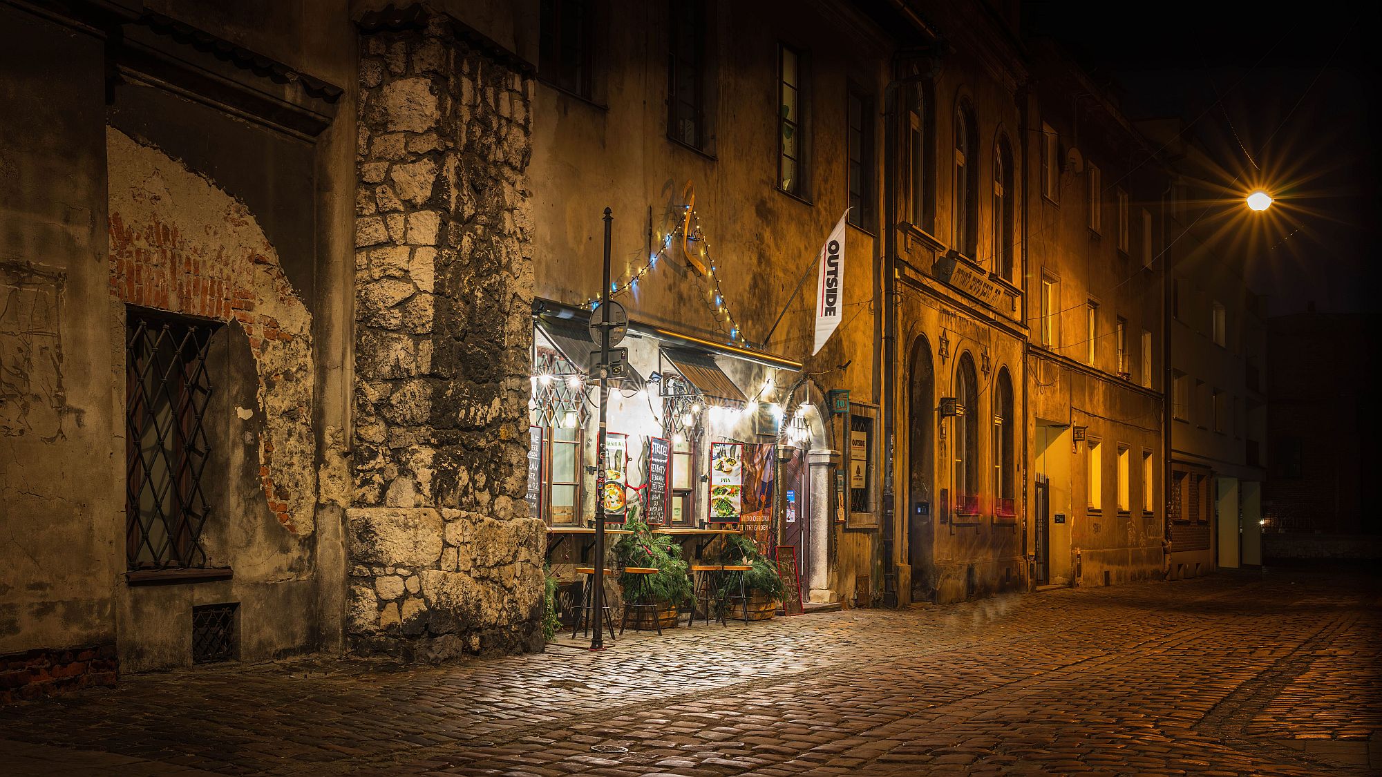 Kazimierz - a picturesque part of Krakow-4