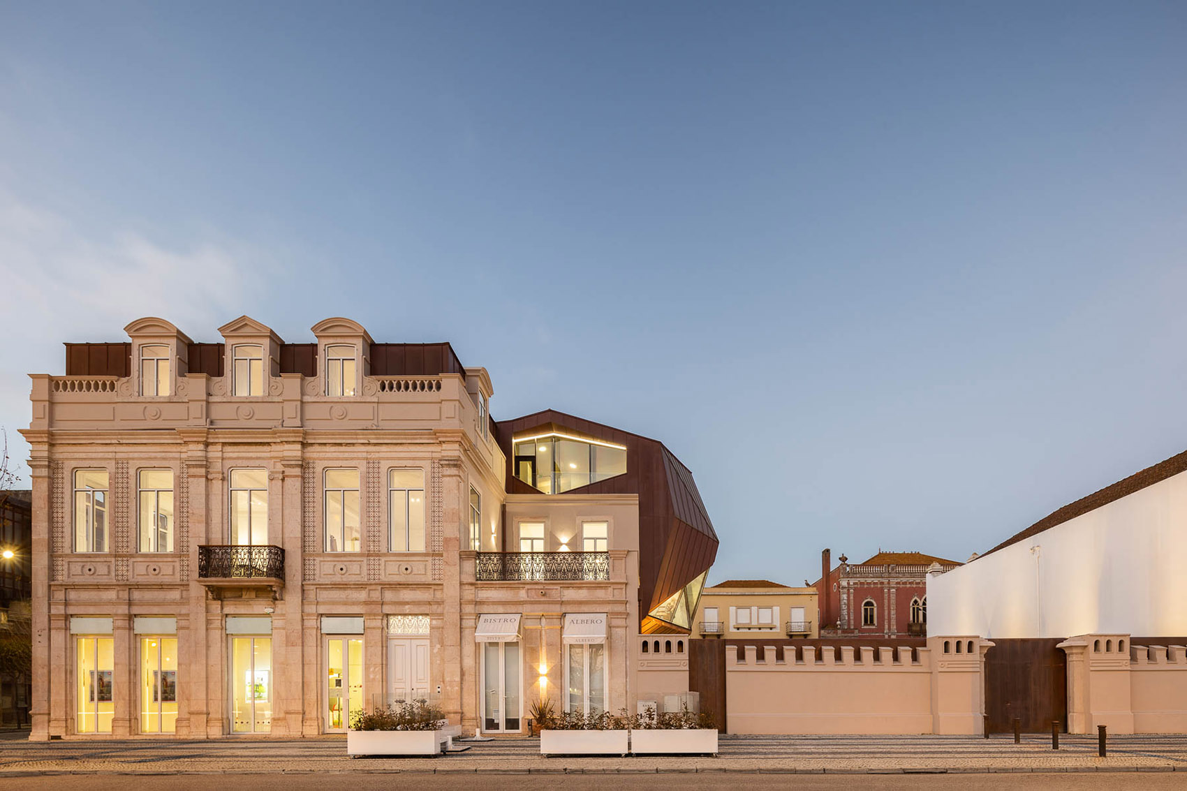 葡萄牙百年的老宅改造的办公楼丨danielmsantos,eng + arq 事务所-63