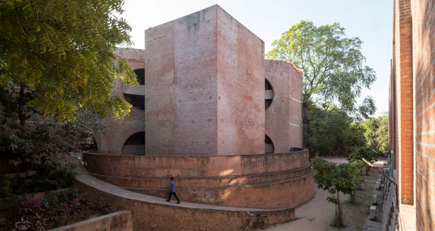 印度IIMA宿舍丨美国建筑师路易斯‧康（Louis Kahn）-1