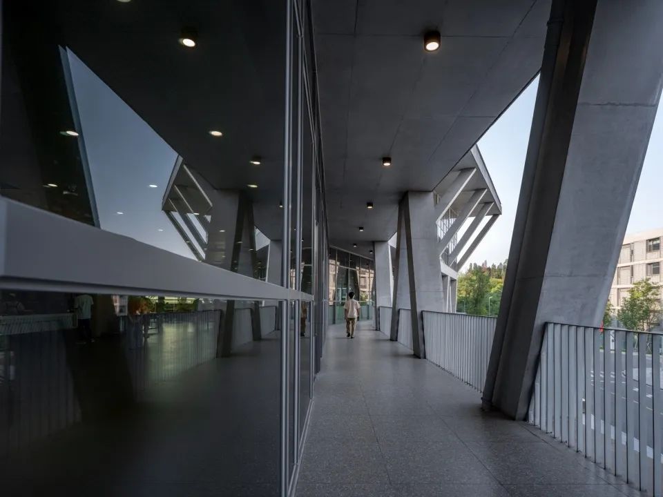 非常建筑新作｜西华大学宜宾产教融合实训基地-156