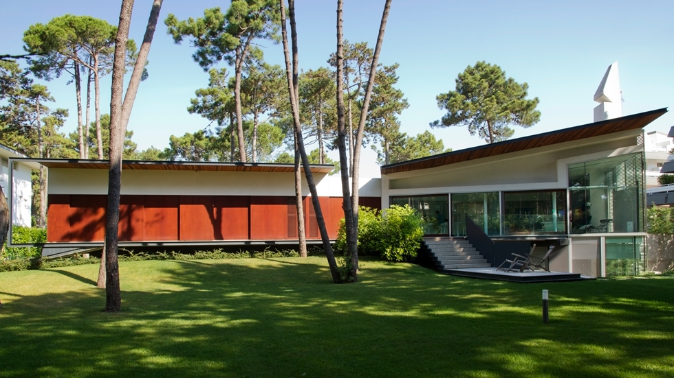 林间海景度假屋，诠释 20 世纪 60 年代至 70 年代建筑风格-4