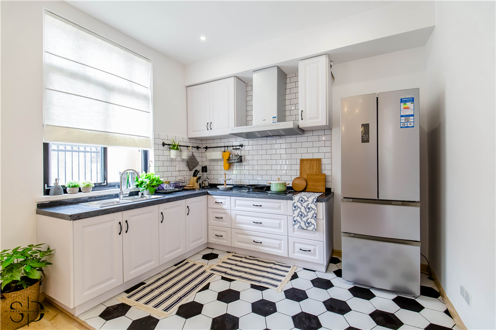 童话王国 | 丛林氧吧般的浪漫尖顶套间设计-18