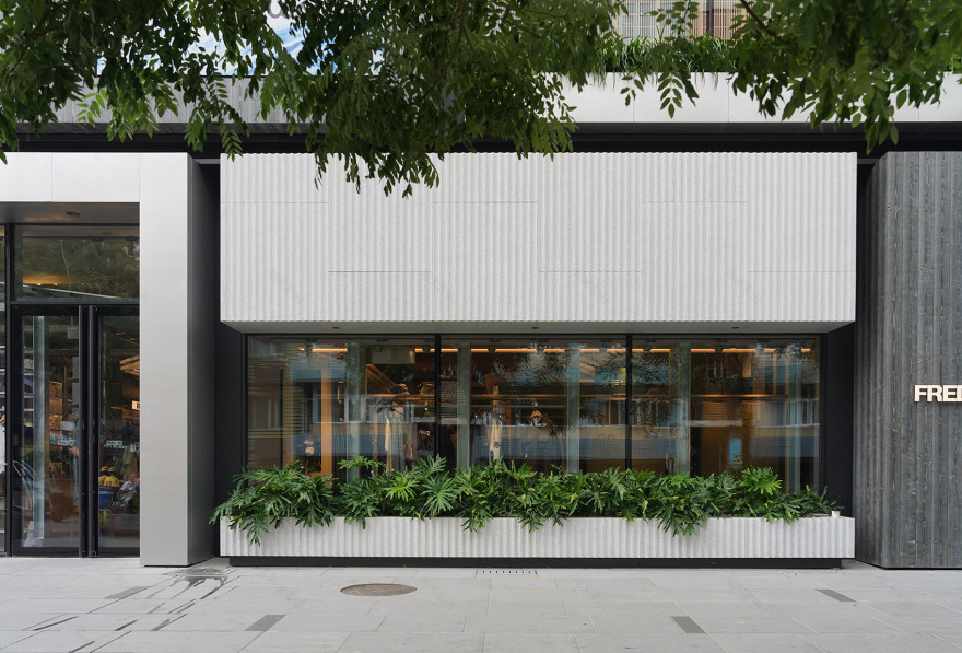 回赠街道以场所 北京三里屯太古里沿街建筑幕墙与公共空间更新丨中国北京丨moss.architects-40