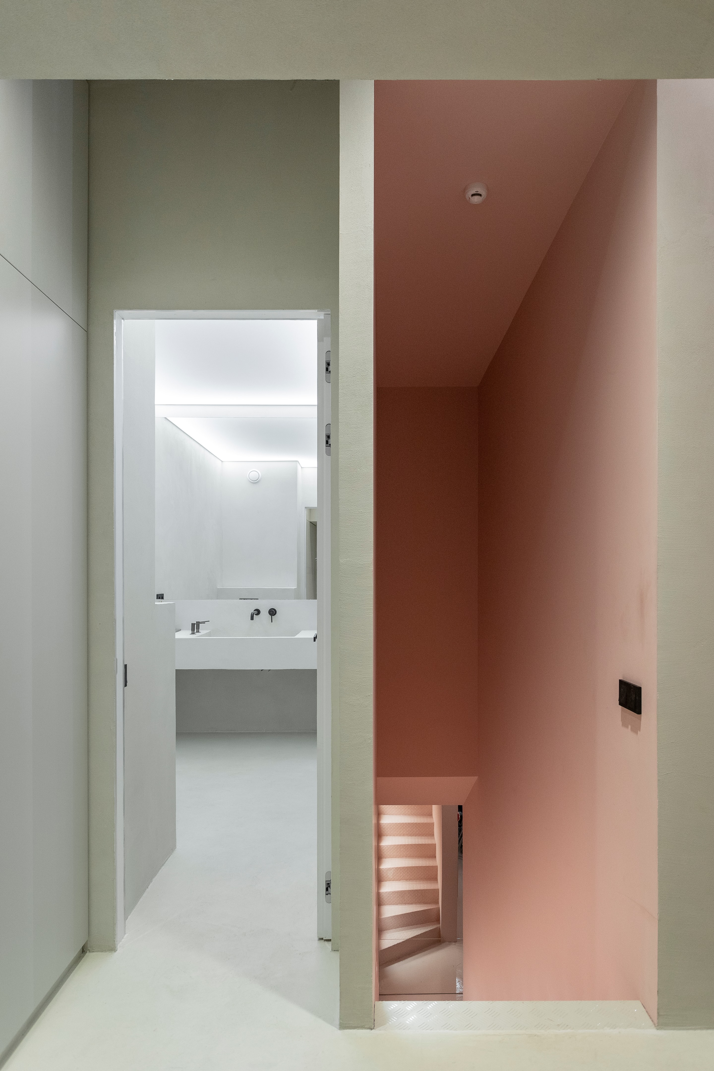 单色 2.0丨俄罗斯莫斯科丨ROOMDESIGNBURO-30