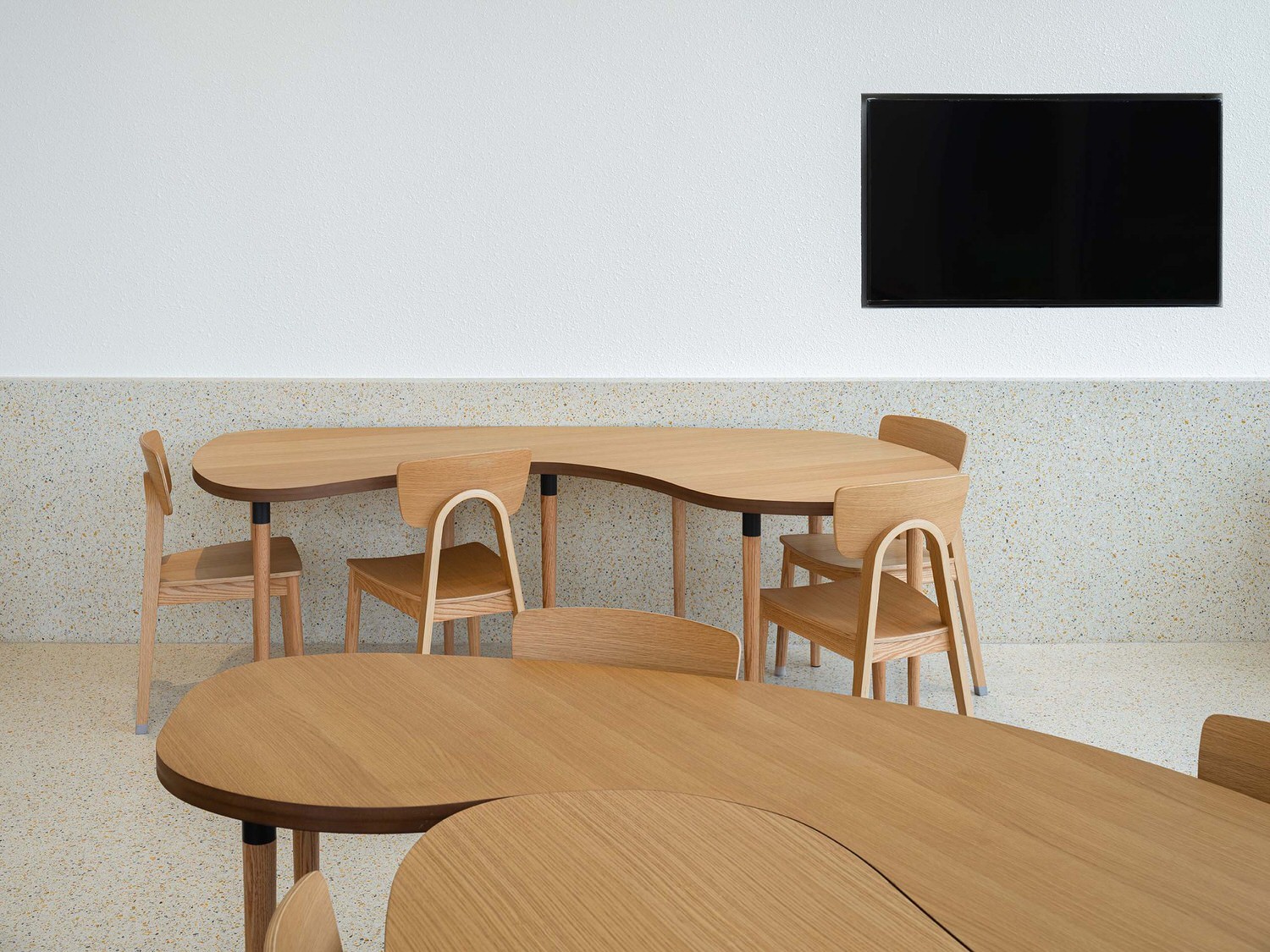 五光十色,诱人的现代烘焙店设计-79