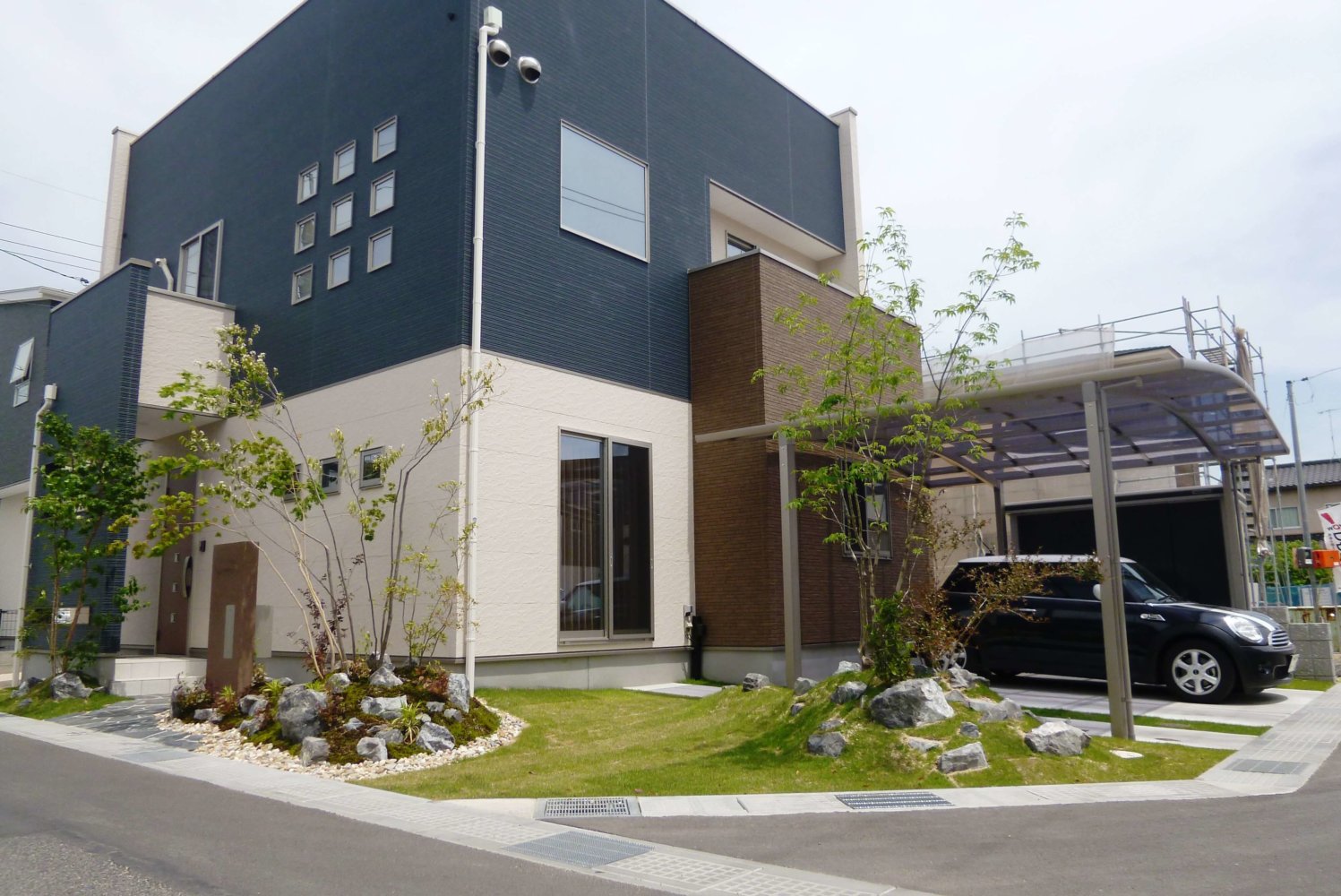 芝生のあるお庭丨そらやLandscape-8