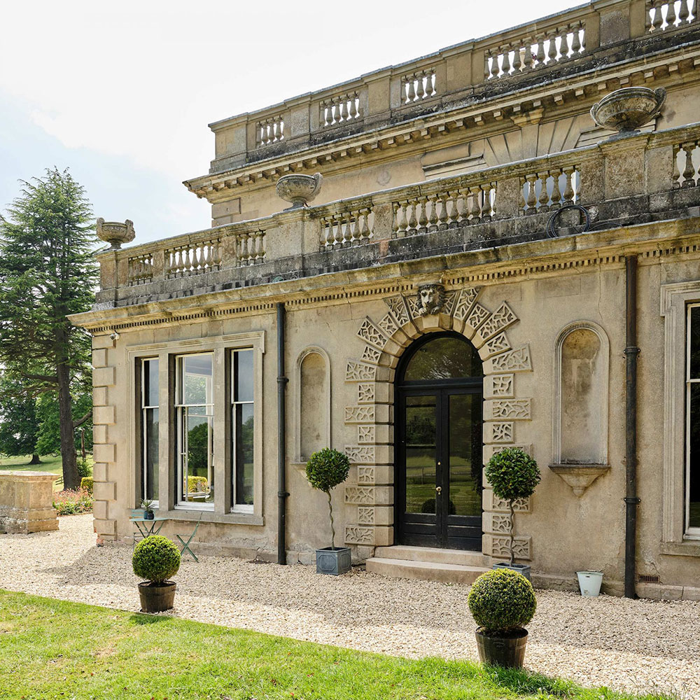 19 世纪英国庄园的华美复兴-18