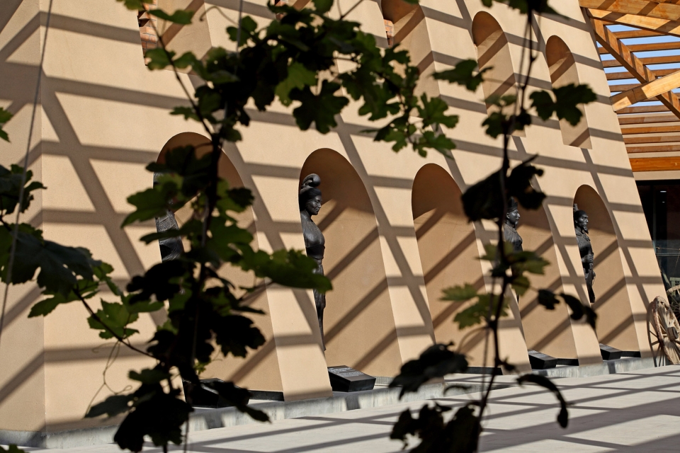 高昌故城游客服务中心-49