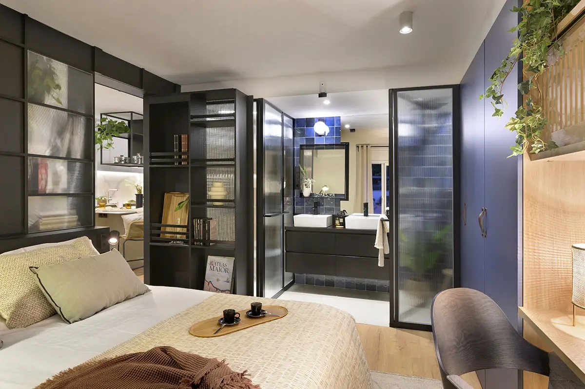 黑色图书馆墙设计，52m2 公寓变身超英雄收藏之家-14